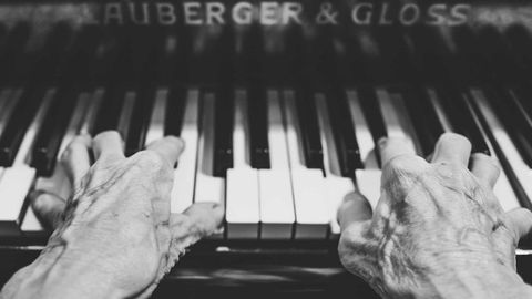 hotdogs - Unknown script preview