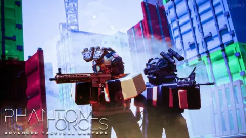 [ZAROVIAN WEAPONS!] Phantom Forces